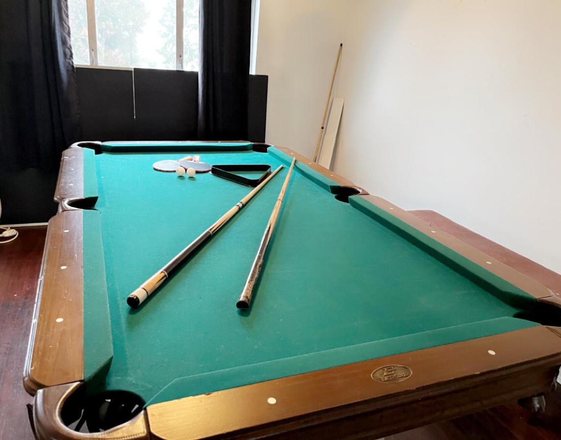 Vintage - 3 Bed House - North Surrey - Ping-Pong And Pool Table - Tv Cable Villa Esterno foto